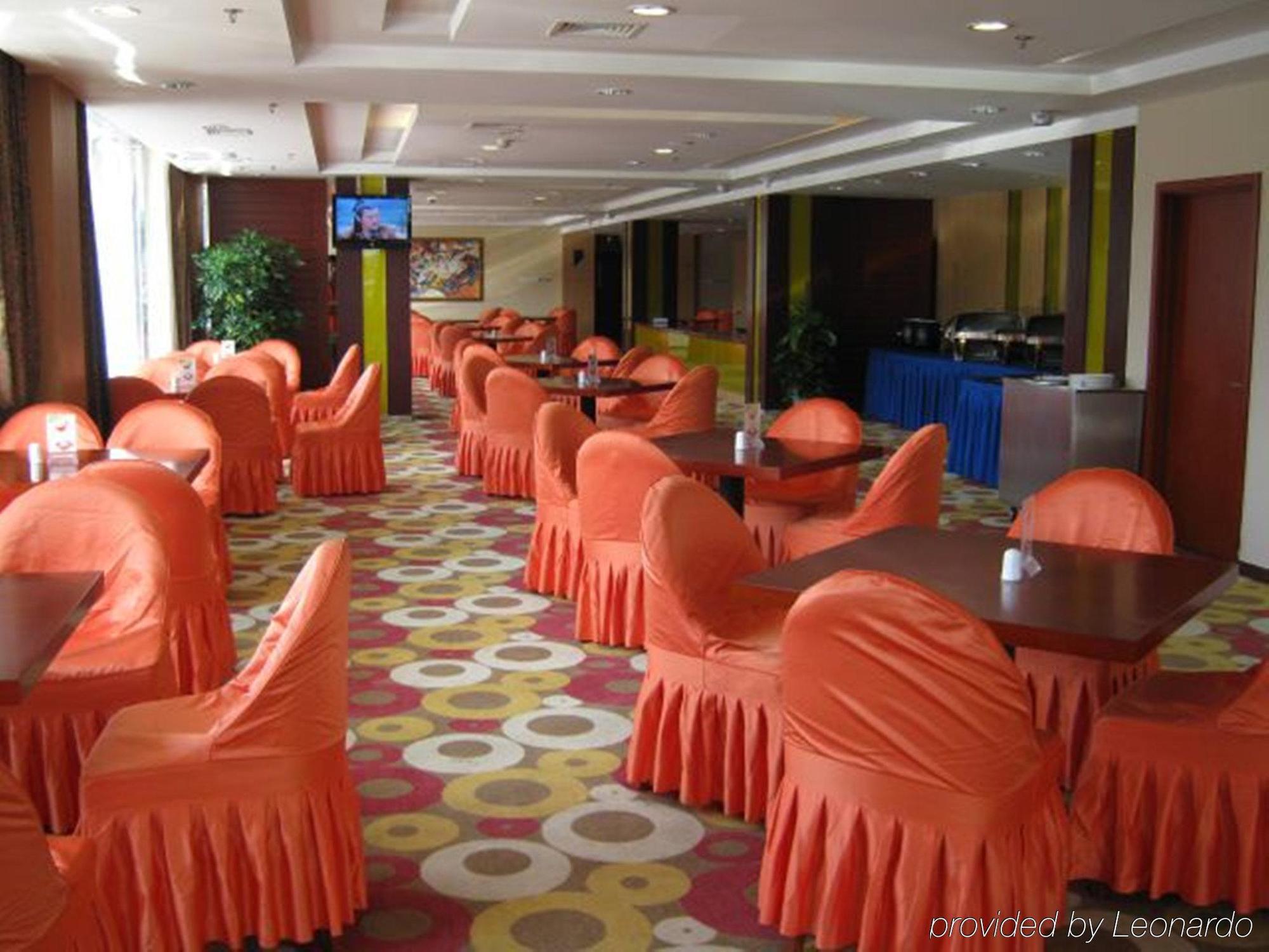 Holiday Inn Express Tianjin Dongli, An Ihg Hotel エクステリア 写真